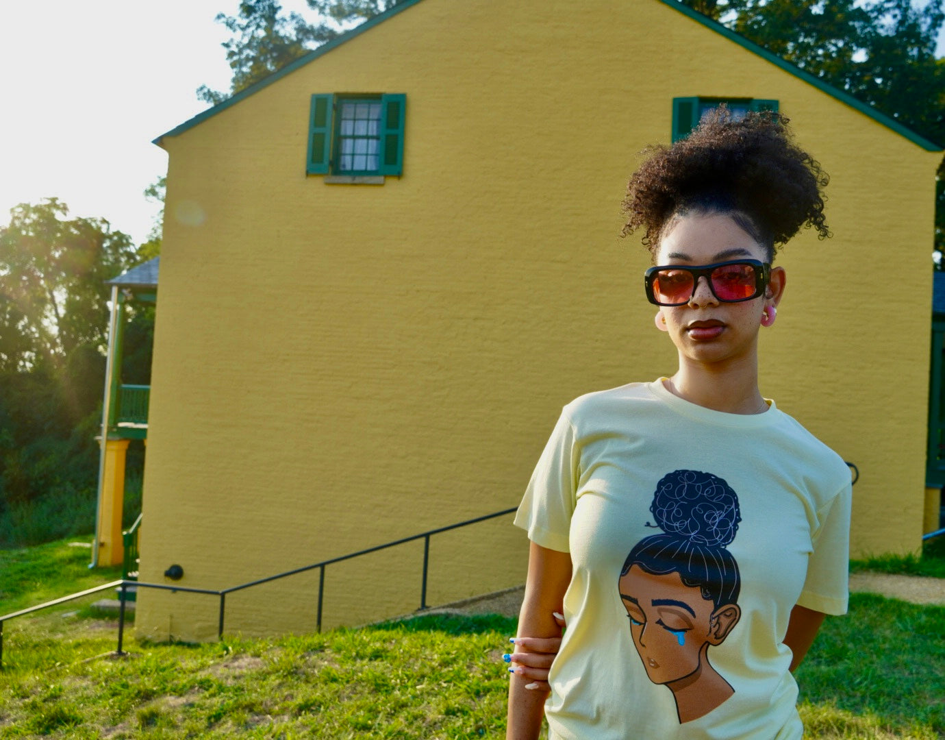 Wavy gal tee