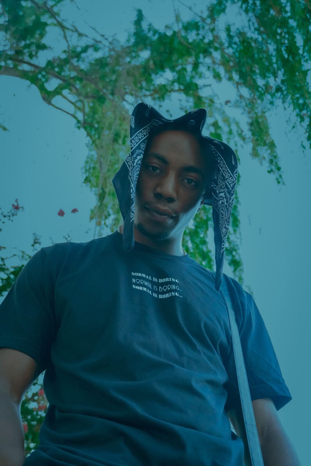 Cloudy days tee
